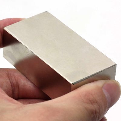 Максимальная рабочая температура 60°C NdFeB магнит N52 сверхпрочный блок 50x25x10 мм неодим