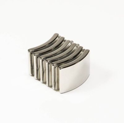 Высококачественный Ndfeb Countersunk Magnet Неодимовый дуговой магнит с сертификацией ISO9001 2000