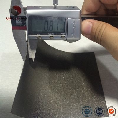 80°C Наиболее прочный гибкий каучук NdFeB Неодимовый магнитный лист Толерантность ± 10% Размер А4