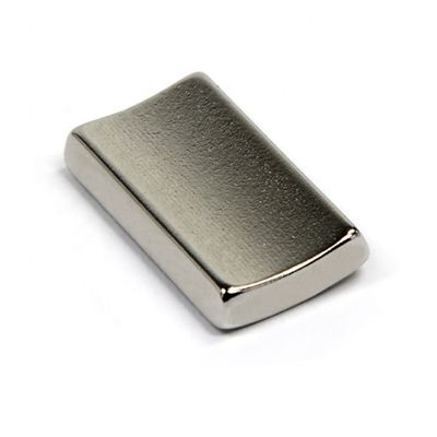 Специальный магнит NdFeB Motor Arc Magnet сверхбольшим неодимовым сегментом магнита со степенью N35-N52